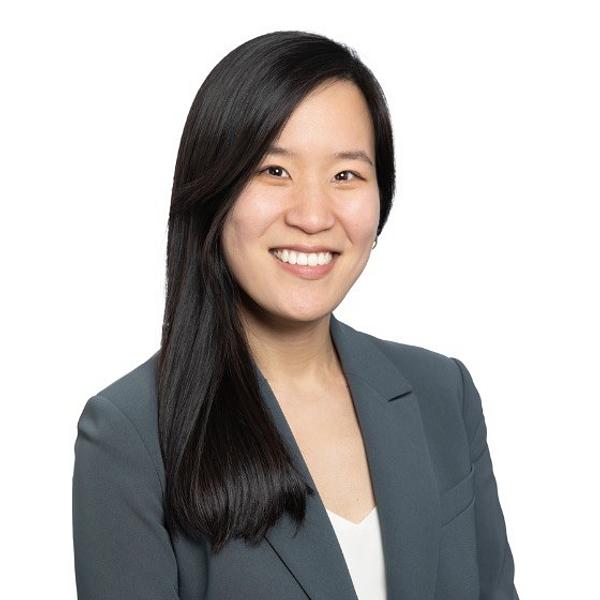 Erica Son's Investing Profile - Veritas Capital Vice President | Signal