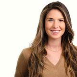 Photo of Julie Ulrich Effron, General Partner at Elephant Partners