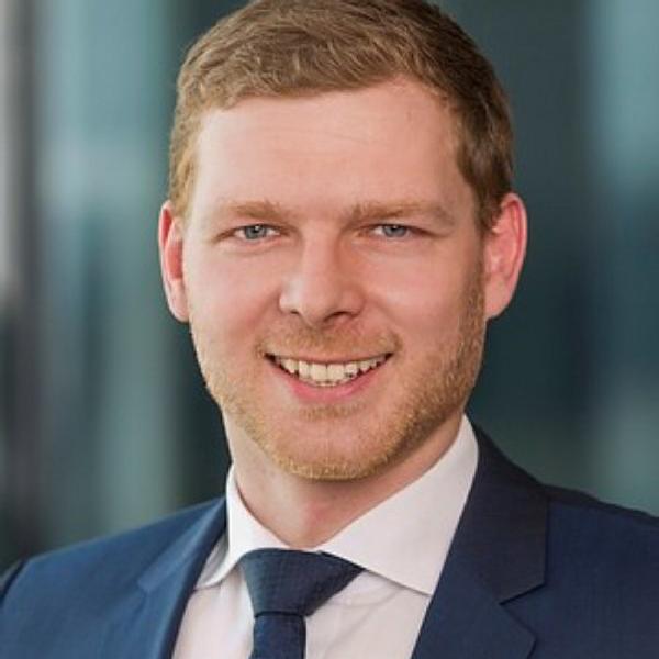 Stefan Nagel's Investing Profile Round2 Capital Partners Managing