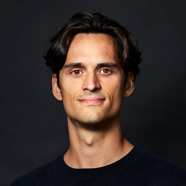 Alexander Danielsson's Investing Profile - Hotmail Partner | Signal