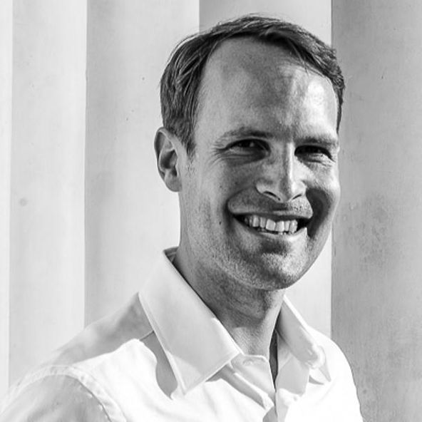 Peter Lasinger's Investing Profile - 3VC Partner | Signal