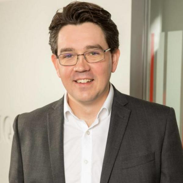 Daniel Carew's Investing Profile IQ Capital Principal Signal