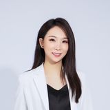 Photo of Lily Liu, Vice President at CVentures