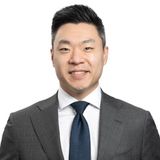 Photo of Elton Chang, Senior Associate at Veritas Capital