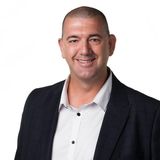 Photo of Ken Lee, Principal at Hotmail